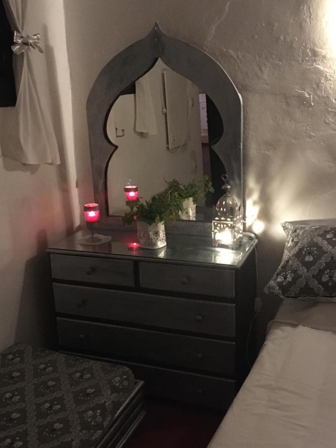 Hathor ,Casa Marroqui Con Dos Terrazas En La Medina Antigua , Ideal Parejas!! Wifi!! Asilah Exteriör bild