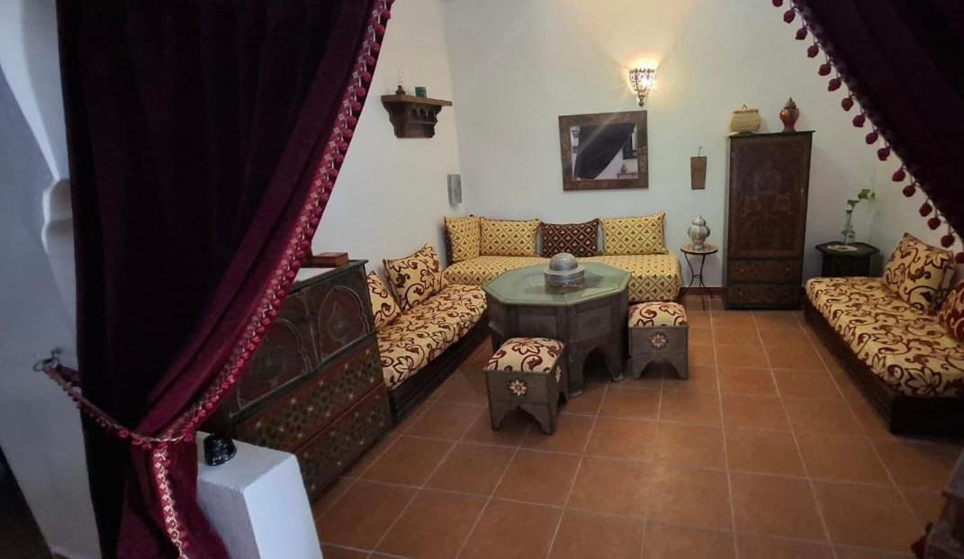 Hathor ,Casa Marroqui Con Dos Terrazas En La Medina Antigua , Ideal Parejas!! Wifi!! Asilah Exteriör bild